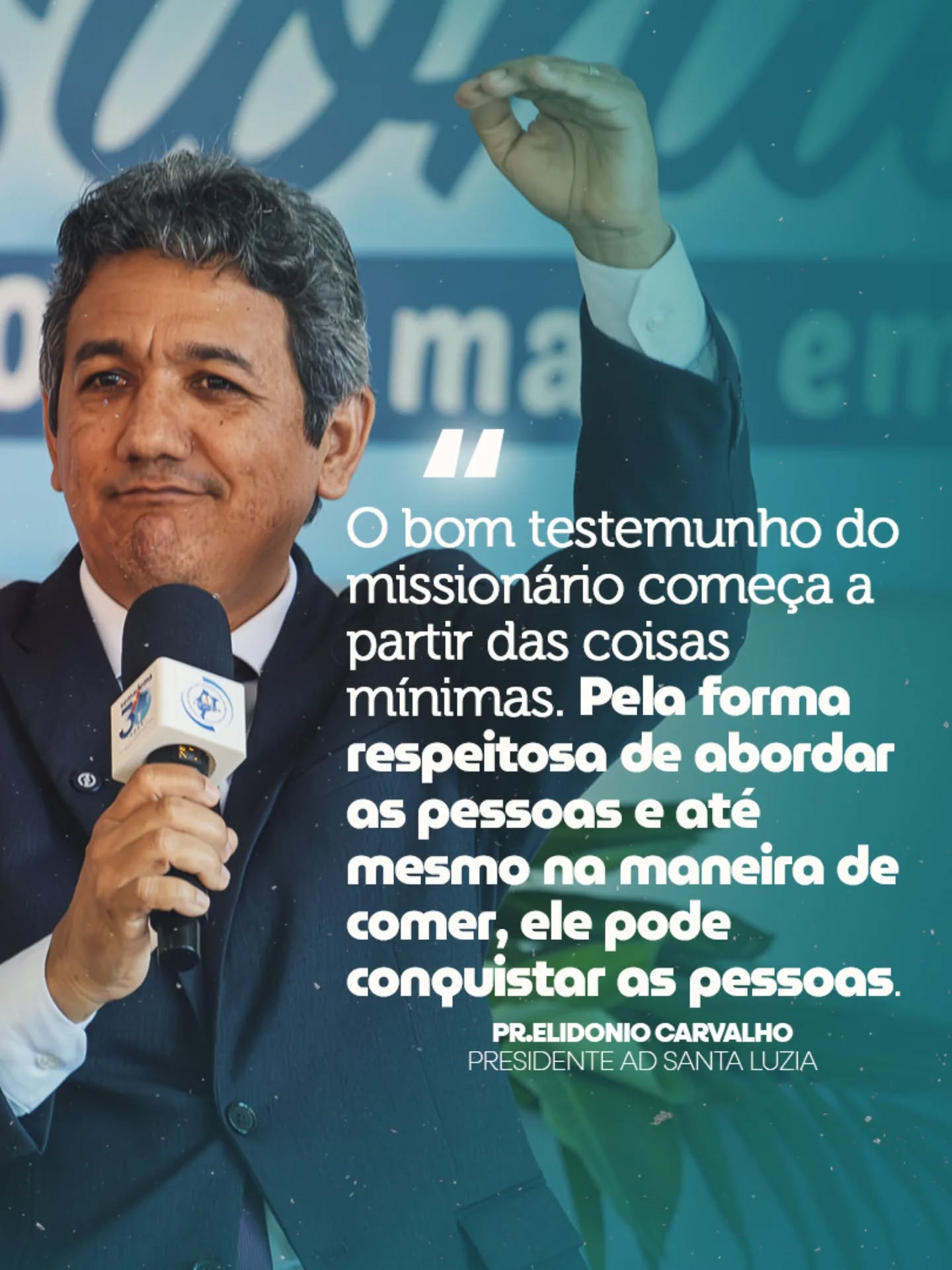 📍🔥 RESUMO – PLENÁRIA

O Pr. Elidônio Carvalho destacou que o missionário deve começar pelo relacionamento, pois antes de ouvir, as pessoas precisam reconhecer seu testemunho.

Enfatizou que o bom testemunho começa nas pequenas atitudes e que uma vida alinhada ganha mais que muitas palavras.

⚠️ Mais do que estar perto, é preciso cumprir o propósito: ganhar vidas para Jesus.

✨ Semadema sempre em frente.
