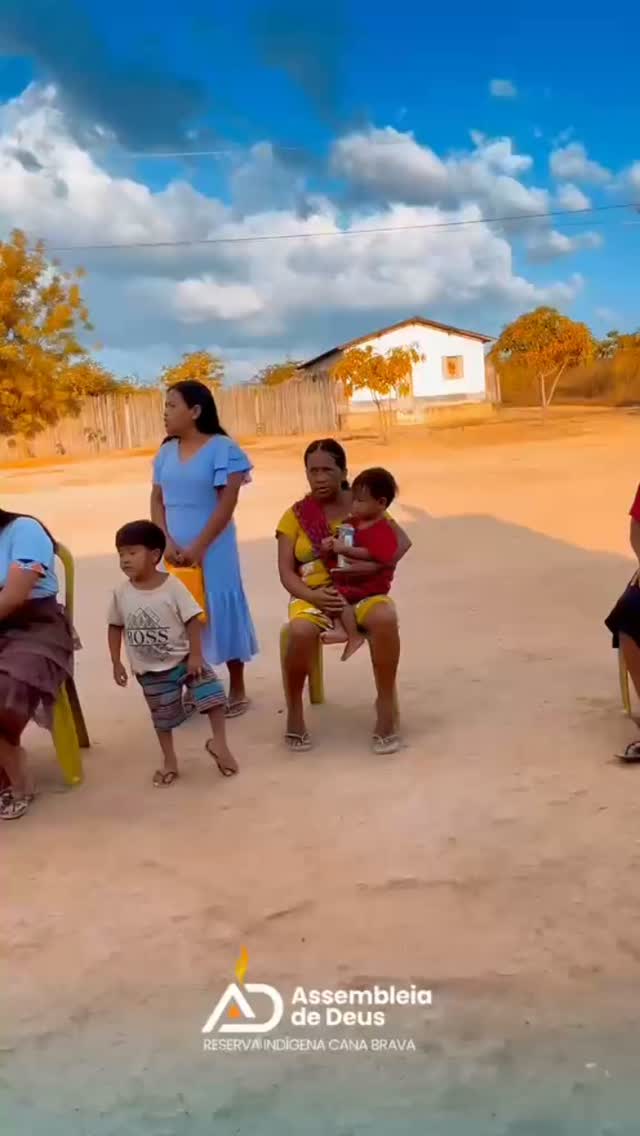 🙏 Círculo de Oração na Aldeia Indígena Cana Brava

A obra de Deus continua avançando entre os povos indígenas! Na Aldeia Indígena Cana Brava, foi realizado um momento especial de Círculo de Oração, com o Pr. Robinho.

Um tempo de comunhão, intercessão e fortalecimento da fé, reafirmando o compromisso da Igreja em levar o Evangelho e cuidar daqueles que estão no campo missionário.

Seguimos em oração pelos povos indígenas e por todos os que servem nessa missão. 🌿🙏