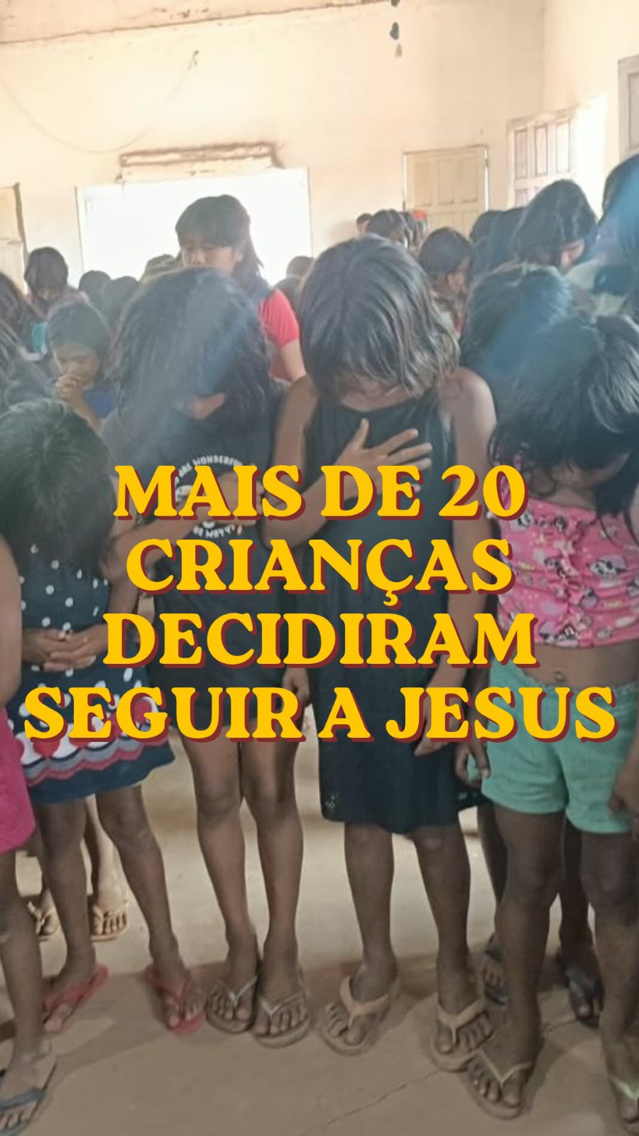 22 crianças decidiram seguir a Jesus! 🙌🏽🔥

Na Aldeia Escalvado, o Evangelho está alcançando uma nova geração, e os frutos desse trabalho missionário já estão sendo colhidos!

Por meio do projeto Nordeste Kids, a missionária Irani e a equipe da SEMADEMA realizaram uma programação especial com crianças e pré-adolescentes, encerrada com um grande culto infantil. Foram 318 crianças presenteadas com brinquedos, momentos de discipulado com jovens e, acima de tudo, 22 decisões por Jesus!

E o trabalho continua avançando! Deus também está levantando novos líderes, como o jovem Gilvan, que já está contribuindo com a liderança dos jovens na aldeia.

Cada criança alcançada representa uma semente do Evangelho plantada. É assim que seguimos firmes na missão de levar Cristo aos povos indígenas e formar uma nova geração de discípulos.

Ore por esse trabalho! A missão continua, e precisamos caminhar juntos para que o Evangelho alcance cada vez mais vidas.

Missões têm urgência. O tempo é agora!