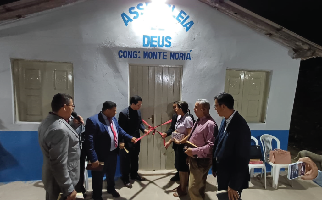 ÁREA MISSIONÁRIA LAGOA DO CAMINHO INAUGURA MAIS UM TEMPLO