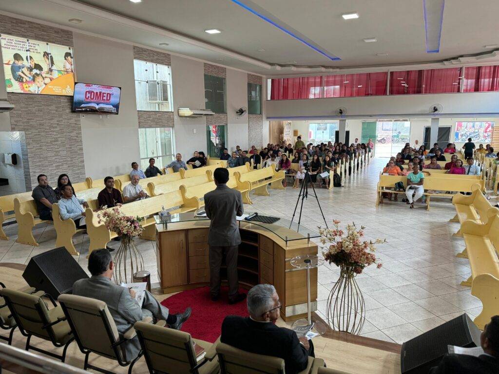 Conferência Missionária em Lago da Pedra