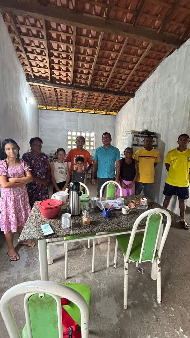 📦✨ AVANÇO MISSIONÁRIO

O missionário Kaká auxiliou na mudança da família do missionário Mauro, que foi transferido do campo de Remanso para o povoado São José, no campo de Fortuna (MA).

A ação representa mais um avanço da obra missionária, fortalecendo a presença do Evangelho em uma nova localidade.

🙏 Seguimos firmes, levando esperança e transformação onde Deus nos enviar!

✨ Semadema sempre em frente.

#Semadema #Missões #AvançoMissionário #FortunaMA #ObraMissionária