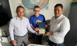 AD ZÉ DOCA RECEBE HOMENAGEM POR DESTAQUE NA MOBILIZAÇÃO MISSIONÁRIA 2025